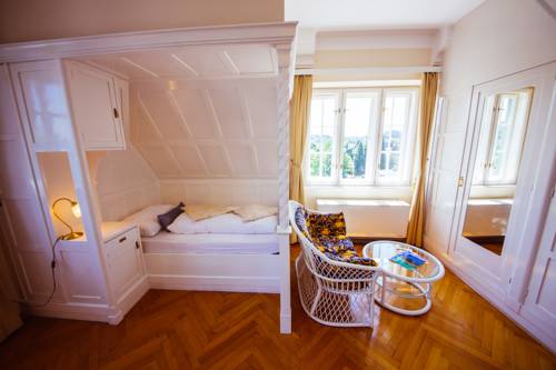 Imagen de la habitación del Hotel Carinthia Velden. Foto 9