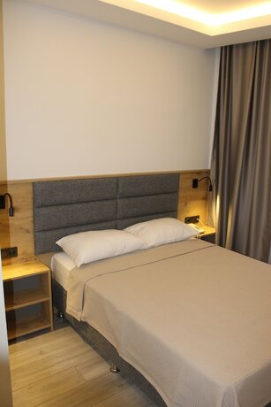 Imagen de la habitación del Hotel Carla. Foto 5