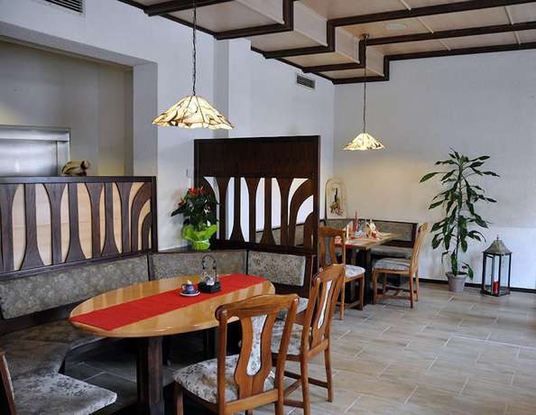 Imagen del bar/restaurante del Hotel Carola. Foto 5