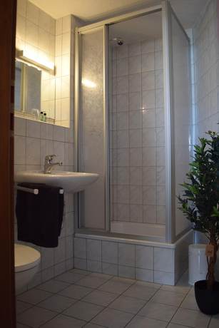 Imagen de la habitación del Hotel Carola. Foto 16