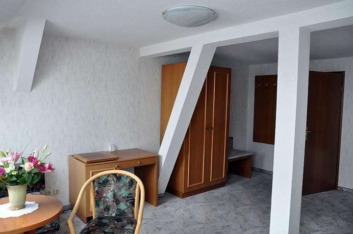 Imagen de la habitación del Hotel Carola. Foto 19