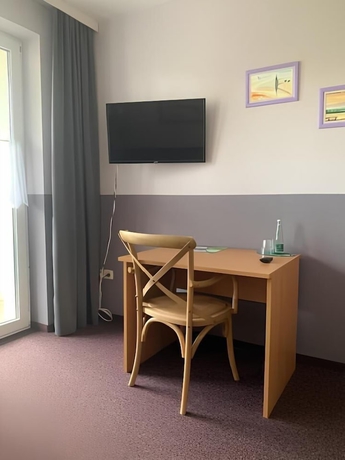 Imagen de la habitación del Hotel Carolaruh. Foto 2