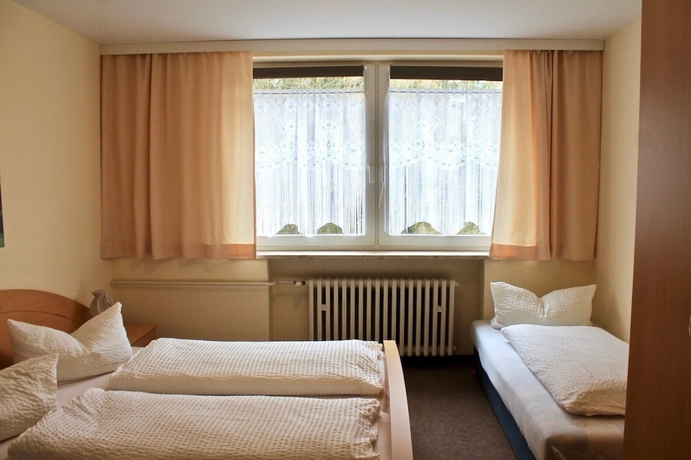 Imagen de la habitación del Hotel Carolaruh. Foto 7