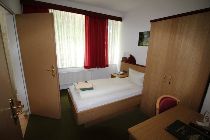 Imagen de la habitación del Hotel Carstens. Foto 9