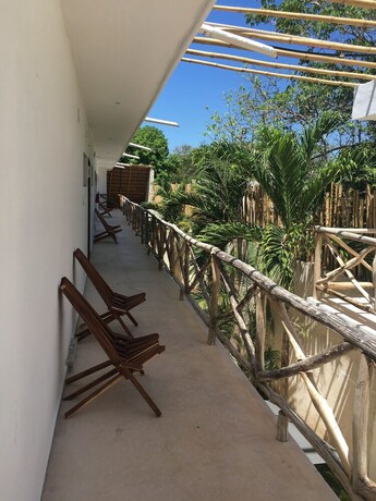 Imagen de los interiores del Hotel Casa Bamboo. Foto 16