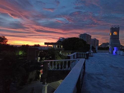 Imagen general del Hotel Castillo Sunset. Foto 11