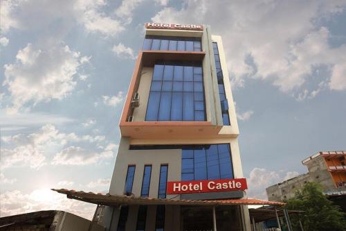 Imagen general del Hotel Castle. Foto 1