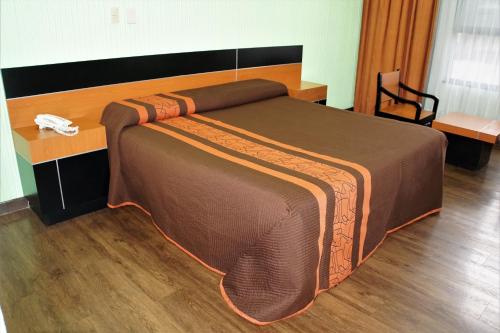 Imagen de la habitación del Hotel Castro. Foto 10