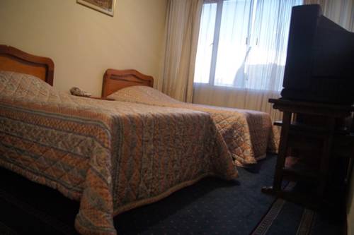 Imagen de la habitación del Hotel Catalina Real. Foto 2