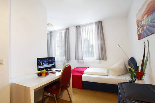 Imagen de la habitación del Hotel Celina. Foto 2