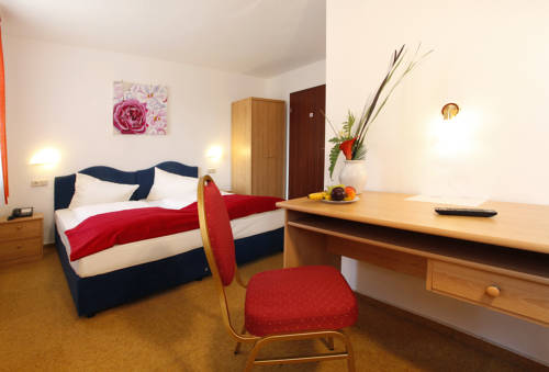 Imagen de la habitación del Hotel Celina. Foto 4