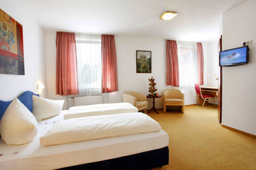 Imagen de la habitación del Hotel Celina. Foto 5