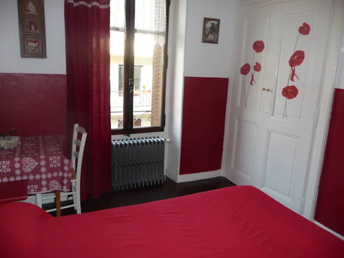 Imagen de la habitación del Hotel Central, Annecy. Foto 7