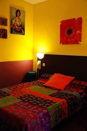 Imagen de la habitación del Hotel Central, Annecy. Foto 12
