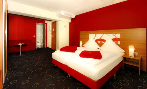 Imagen de la habitación del Hotel Central, Nuremberg. Foto 3