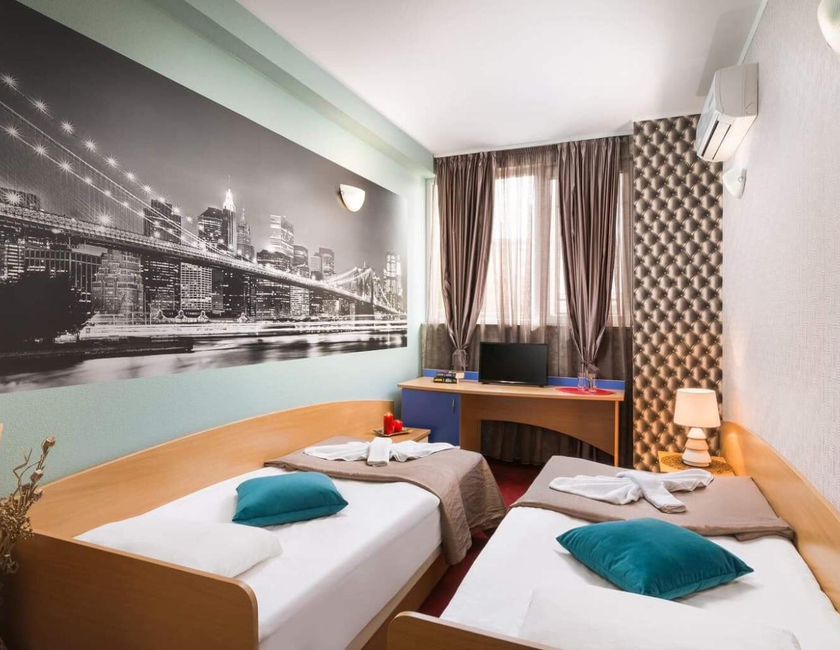 Imagen general del Hotel Central Point. Foto 17