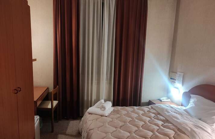 Imagen de la habitación del Hotel Centrale, Chiusi. Foto 15