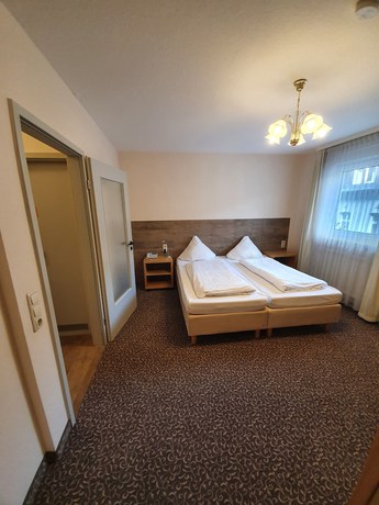 Imagen de la habitación del Hotel Centro F&uuml;rth. Foto 10