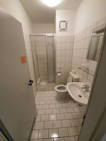 Imagen de la habitación del Hotel Centro F&uuml;rth. Foto 12