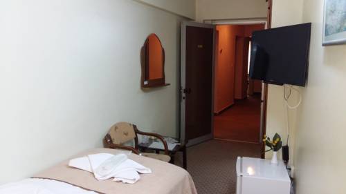 Imagen de la habitación del Hotel Cesmeli, BURSA. Foto 5