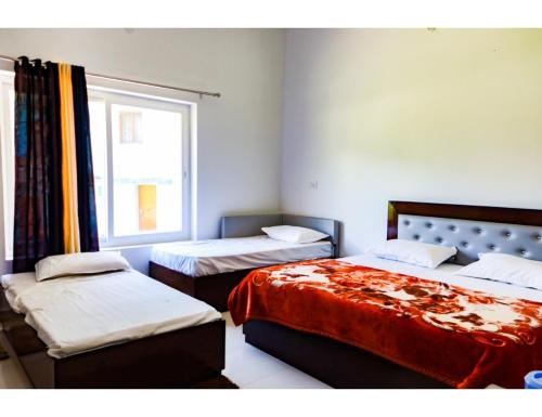 Imagen de la habitación del Hotel Chaar Vedas, Uttarkashi. Foto 19