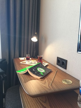 Imagen de la habitación del Hotel Cinnah. Foto 7