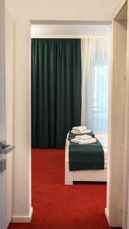 Imagen de la habitación del Hotel Cirus. Foto 13