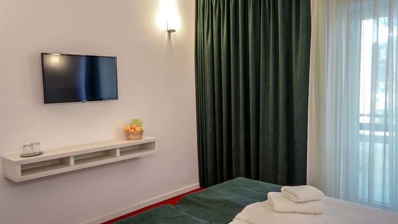 Imagen de la habitación del Hotel Cirus. Foto 18