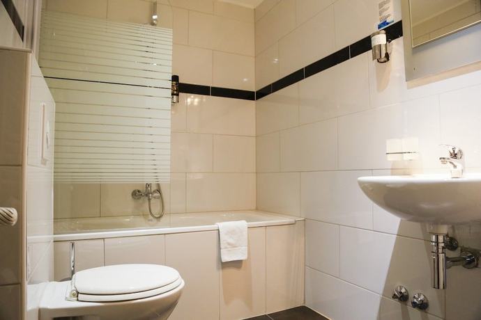 Imagen de la habitación del Hotel City Panorama. Foto 10