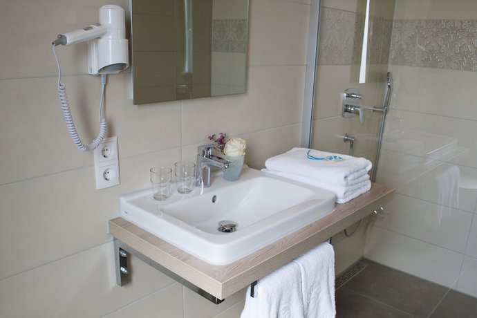 Imagen de la habitación del Hotel Claro garni. Foto 5