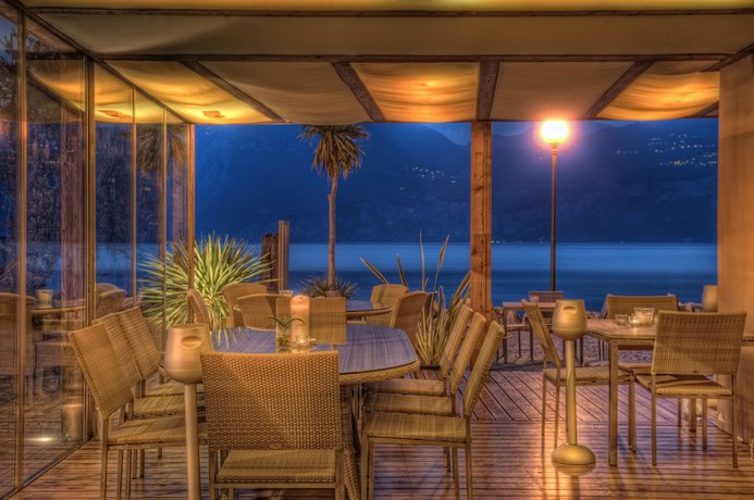 Imagen del bar/restaurante del Hotel Club da Baia. Foto 3