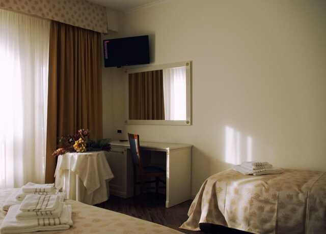 Imagen de la habitación del Hotel Colaiaco. Foto 23