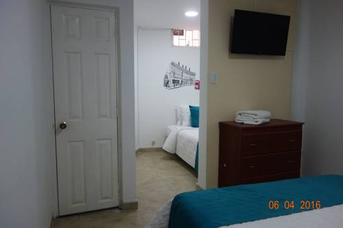 Imagen de la habitación del Hotel Colonial Inn, Bogot&aacute;. Foto 2