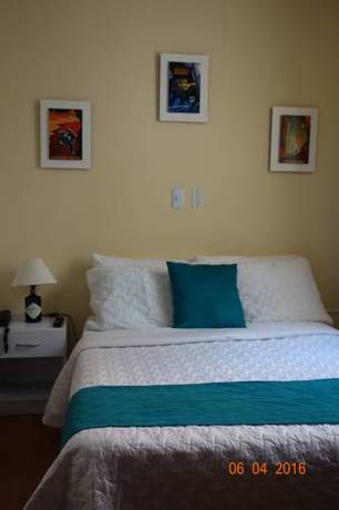 Imagen de la habitación del Hotel Colonial Inn, Bogot&aacute;. Foto 4