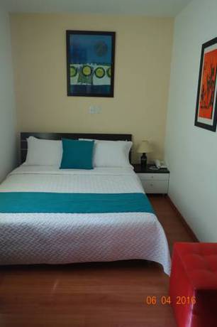 Imagen de la habitación del Hotel Colonial Inn, Bogot&aacute;. Foto 6