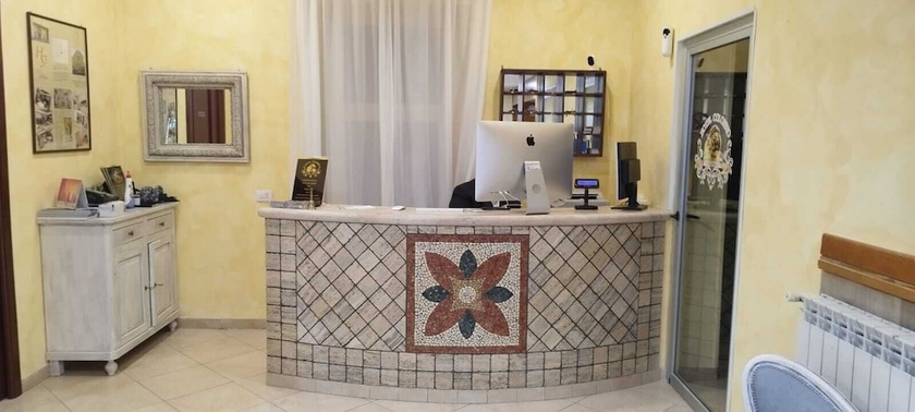 Imagen de los interiores del Hotel Colosseo Colleferro. Foto 14