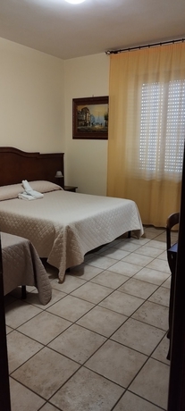 Imagen de la habitación del Hotel Colosseo Colleferro. Foto 8