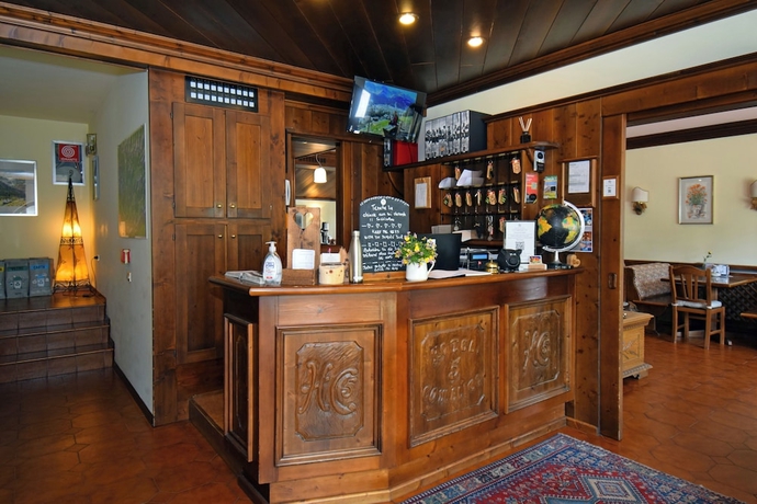 Imagen de los interiores del Hotel Comelico. Foto 16