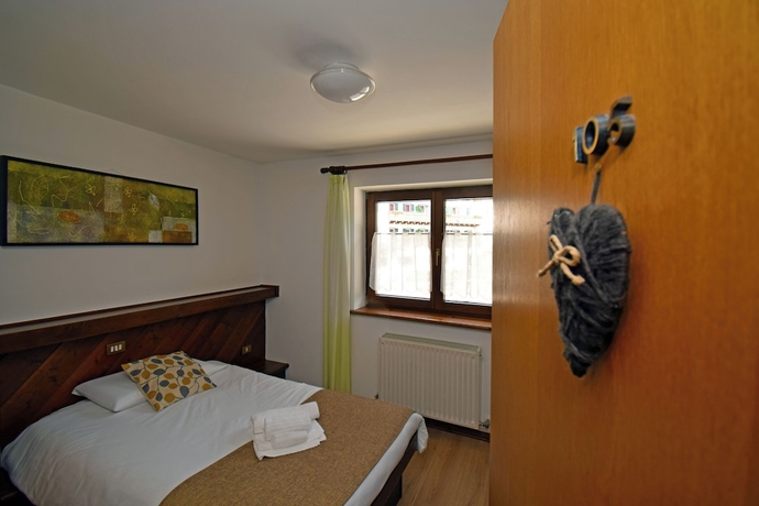 Imagen de la habitación del Hotel Comelico. Foto 13