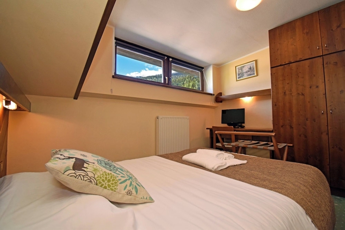 Imagen de la habitación del Hotel Comelico. Foto 15