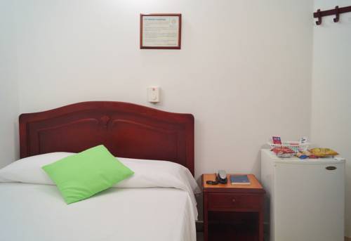 Imagen de la habitación del Hotel Comercial. Foto 5