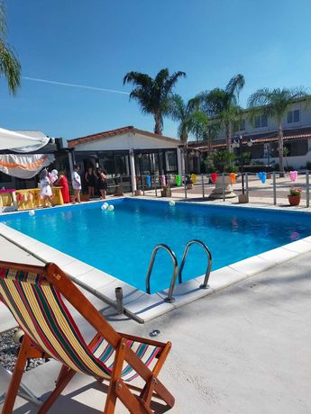 Imagen de la piscina del Hotel Company. Foto 20