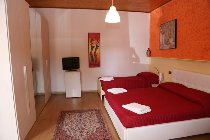 Imagen de la habitación del Hotel Company. Foto 7