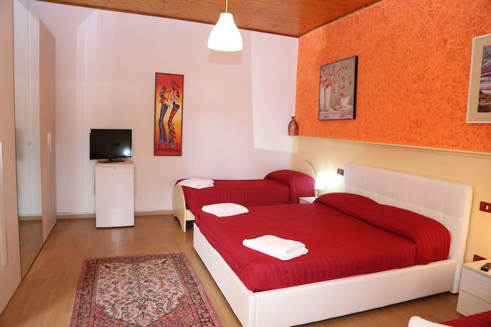 Imagen de la habitación del Hotel Company. Foto 8