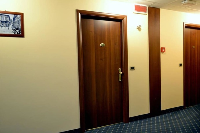 Imagen de los interiores del Hotel Conte Ruggero. Foto 15