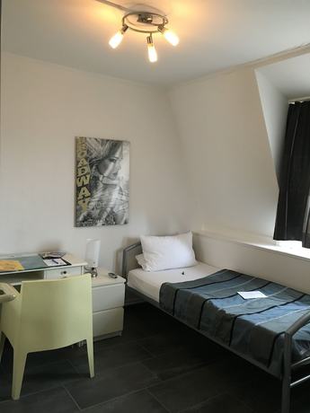 Imagen de la habitación del Hotel Corsten. Foto 8