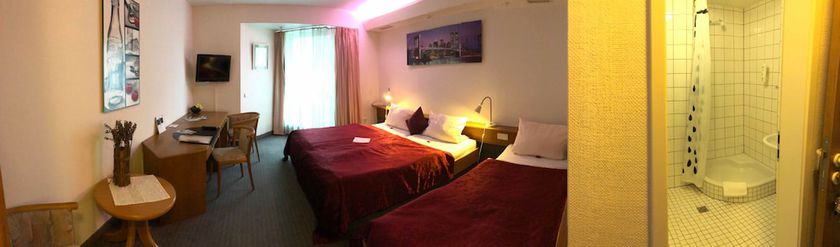 Imagen de la habitación del Hotel Corsten. Foto 13