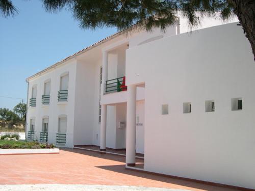 Imagen general del Hotel Coruche - Quinta Do Lago Verde. Foto 5