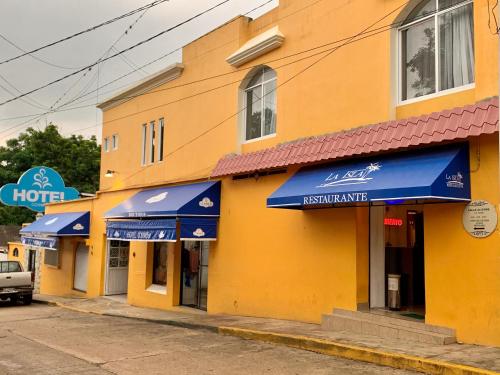 Imagen general del Hotel Cosmos. Foto 8