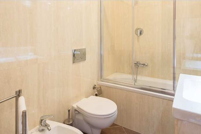 Imagen de la habitación del Hotel Cremona. Foto 15